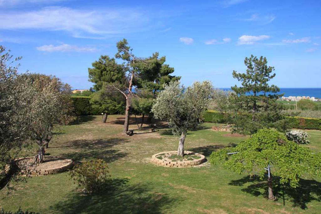 Villa Dolcevita San Costanzo Exterior foto